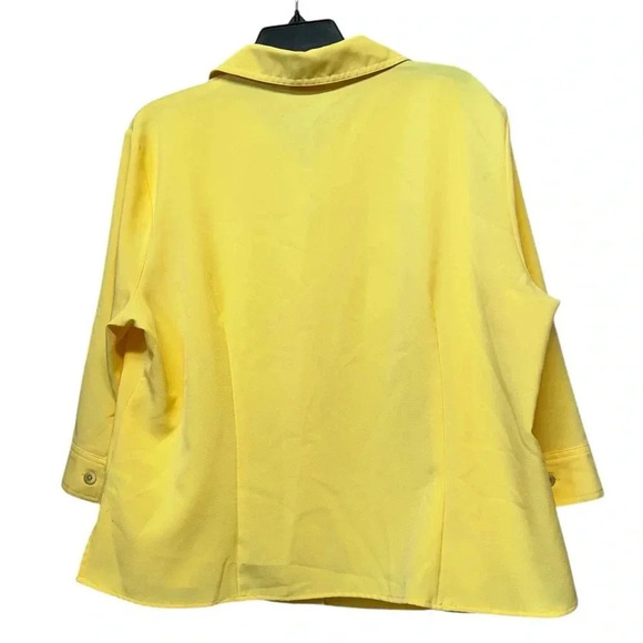 Covington Yellow Button Down Shirt - Picture 2 of 3